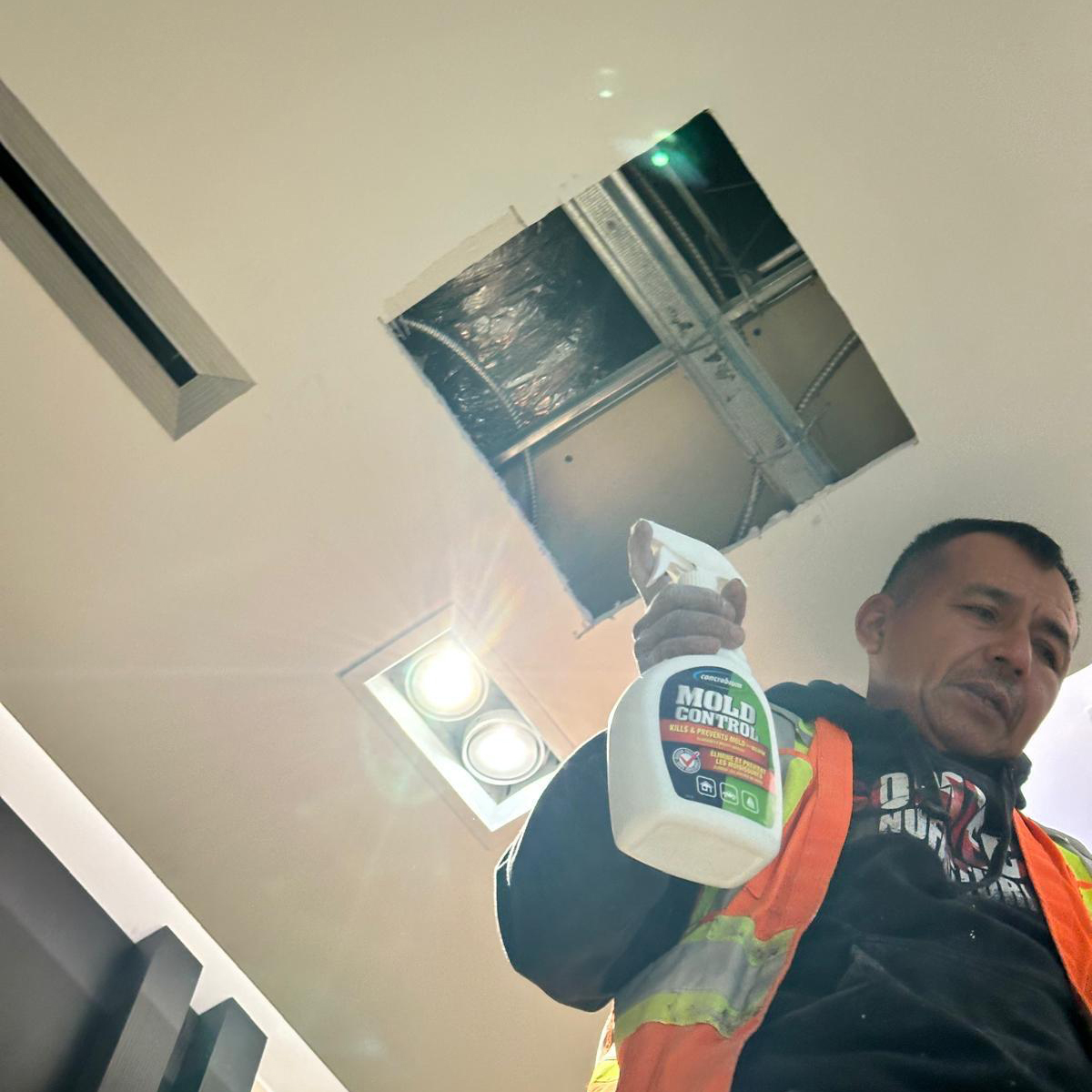 WhatsApp Image 2025-12-19 at 09.02.49 (12)