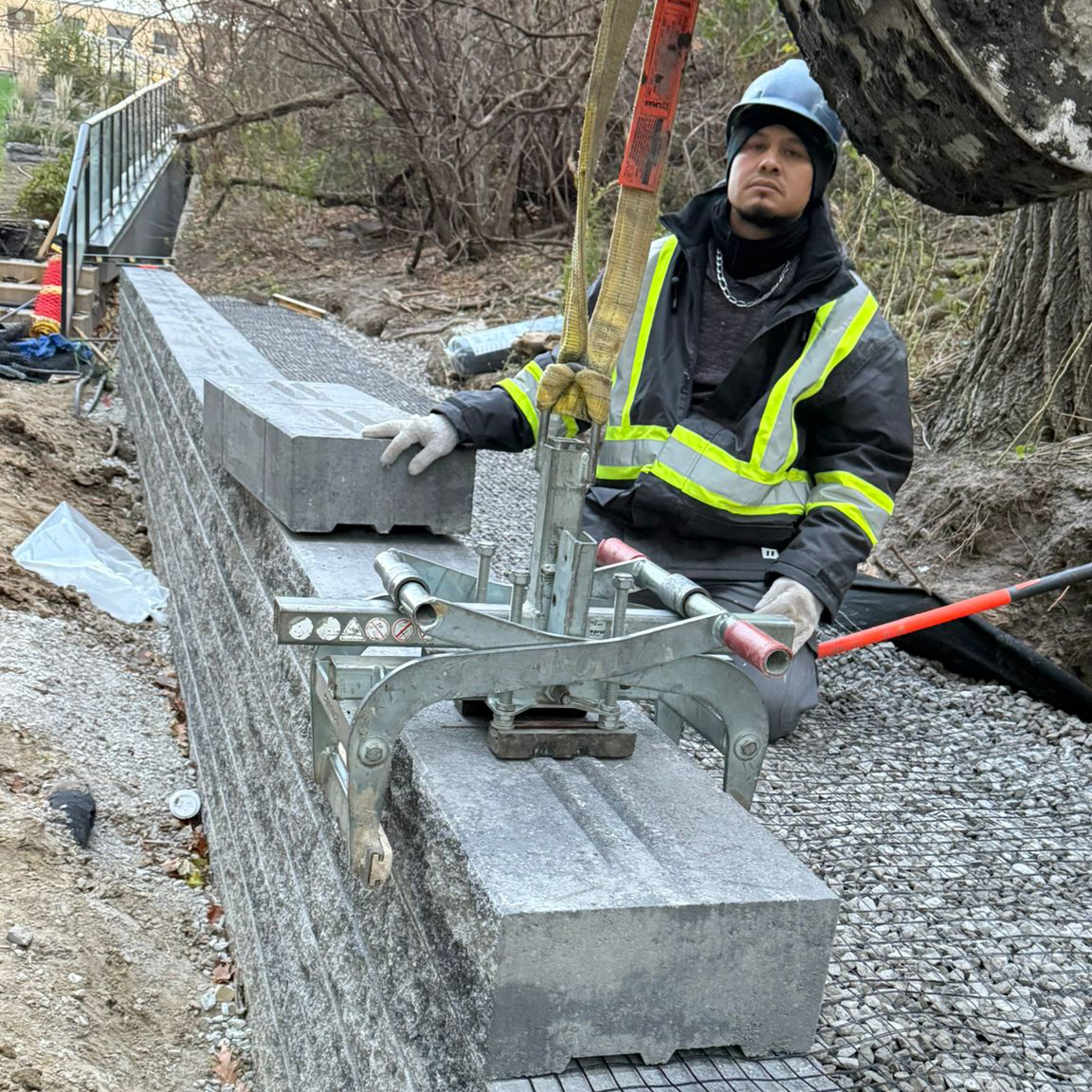 WhatsApp Image 2025-12-19 at 10.32.02 (3)